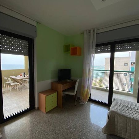 Apartament Fronte Mare Bari Zewnętrze zdjęcie